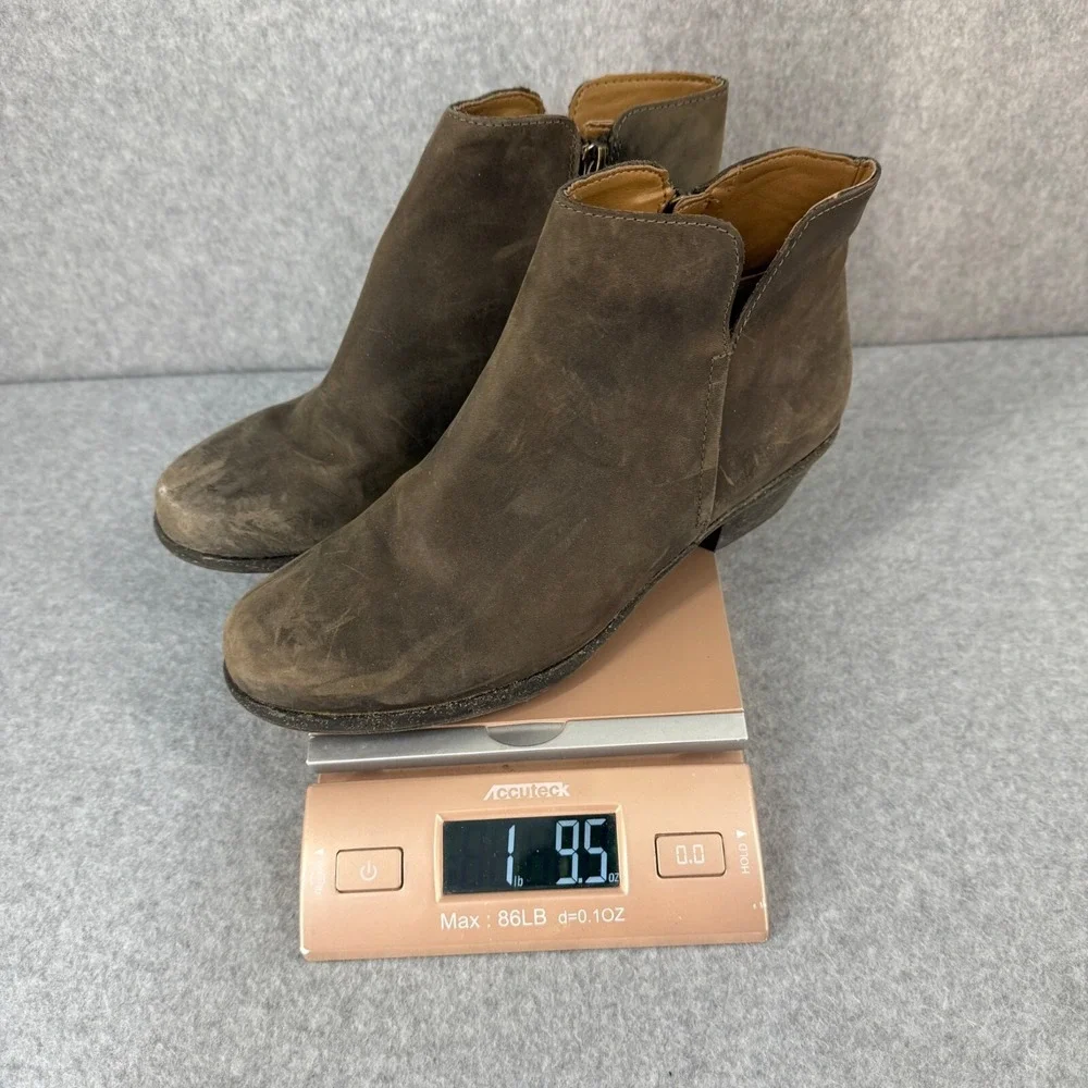 Clarks Womens  Size 8 M / 39 Dusty Brown Ankle Boots Booties Suede Leather Boho